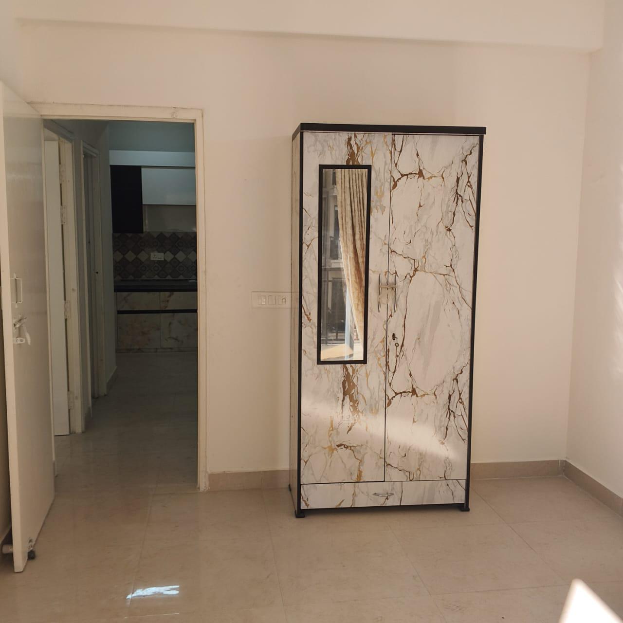 2 BHK Apartment For Rent in Signature The Millennia 3