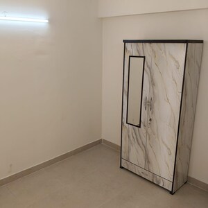 Room in 2 BHK Apartment at Signature The Millennia 3, Sector 37d – for Rent