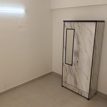 Room in 2 BHK Apartment at Signature The Millennia 3, Sector 37d – for Rent