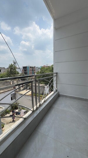 Balcony in 1 BHK Builder Floor at Chattarpur – for Rent
