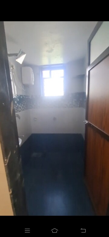 Furnished Amenities in 1 BHK Apartment at Runwal Plaza, Vartak Nagar – for Rent