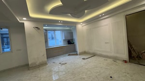 Room in 1 BHK Builder Floor at Chattarpur – for Rent