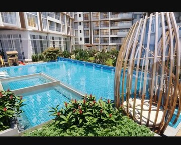 Swimming Pool in 3 BHK Apartment at Andheri West – for Sale