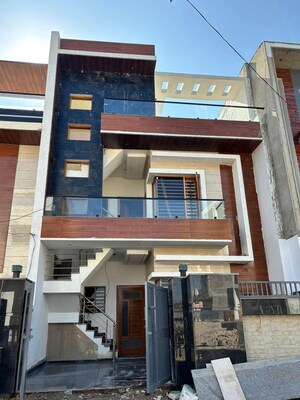 4 BHK Villa For Sale in Sector 124