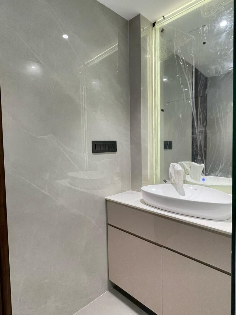 Bathroom, sector 10 dwarka 4 Bedroom 1900 Sq.Ft. Apartment In Sector 10 Dwarka Delhi 9632656