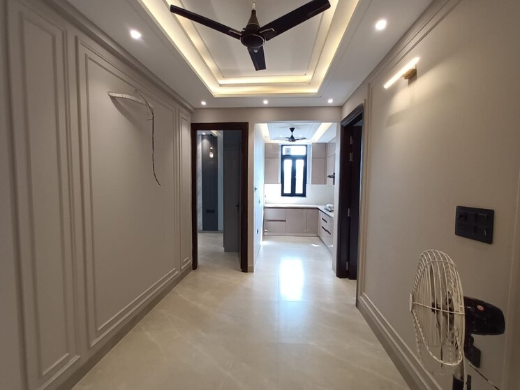 Room, sector 10 dwarka 4 Bedroom 1900 Sq.Ft. Apartment In Sector 10 Dwarka Delhi 9632656