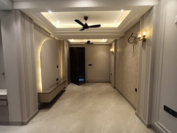 Room in 4 BHK Apartment at Sector 10 Dwarka – for Sale