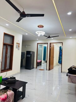 2 BHK Builder Floor For Sale in Saket