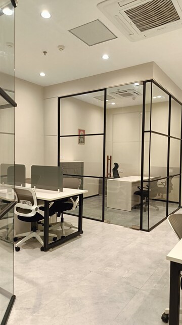  Office Space For Rent in Mani Casadona, New Town