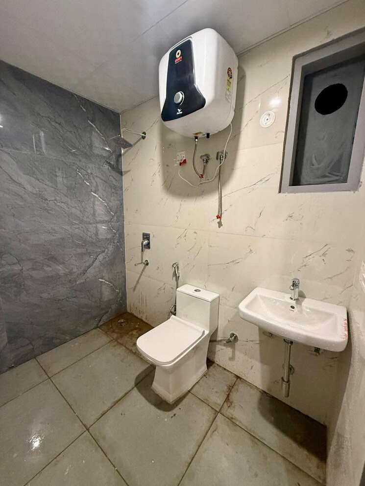Bathroom, saket 1 Bedroom 500 Sq.Ft. Builder Floor In Saket Delhi 9632671