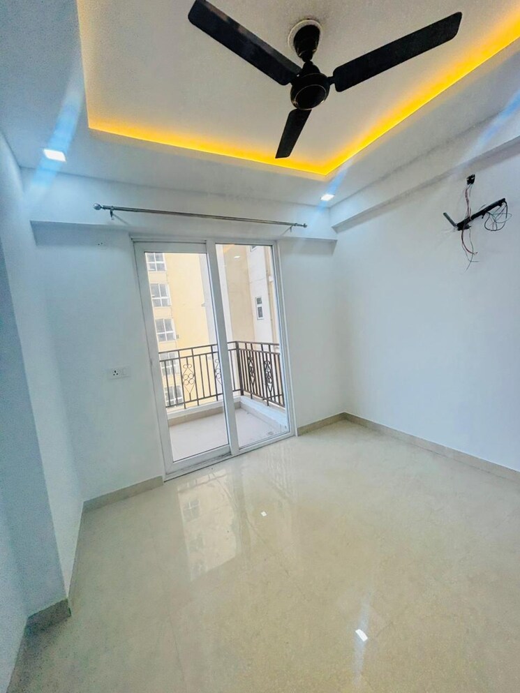 Room, signature-global-prime 3 Bedroom 716 Sq.Ft. Apartment In Sector 63a Gurgaon 9632699