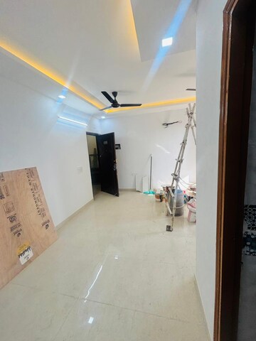 Master Bedroom in 3 BHK Apartment at Signature Global Prime, Sector 63a – for Rent