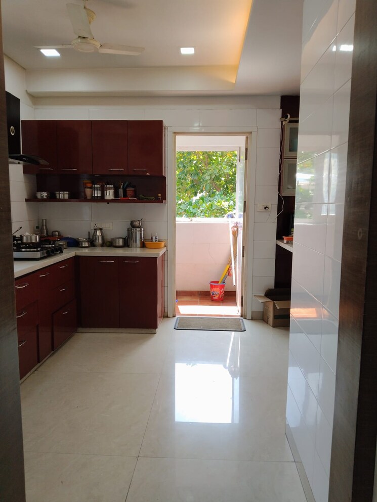 Kitchen, mayflower-caladium 5 Bedroom 3153 Sq.Ft. Apartment In Peelamedu Coimbatore 9632686