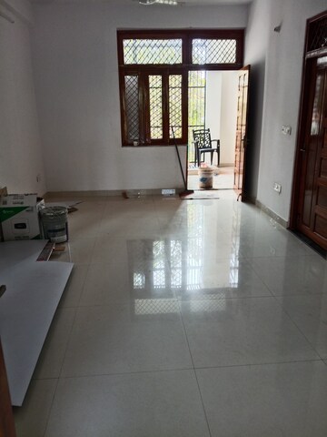 Kitchen in 2.5 BHK Apartment at RWA Apartments Sector 27, Sector 27 – for Rent