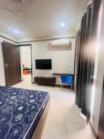 Bedroom in 1 BHK Builder Floor at Sector 31 – for Rent