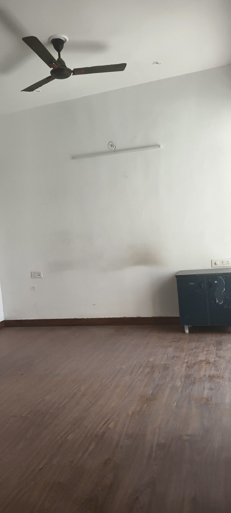 Room, prateek-grand-city 3.5 Bedroom 1261 Sq.Ft. Apartment In Siddharth Vihar Ghaziabad 9632738