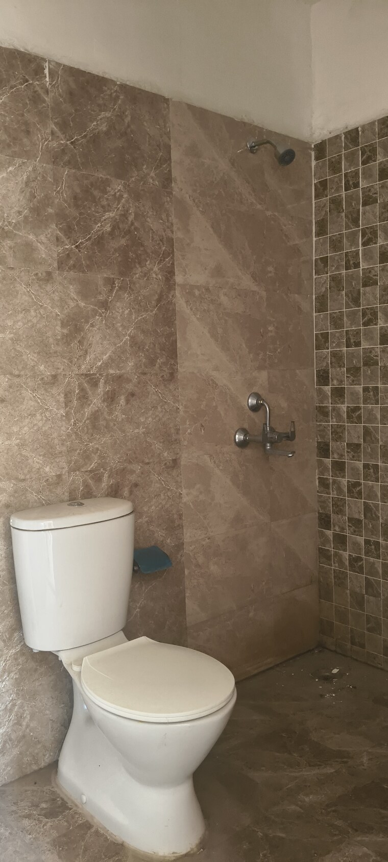 Bathroom, prateek-grand-city 3.5 Bedroom 1261 Sq.Ft. Apartment In Siddharth Vihar Ghaziabad 9632738