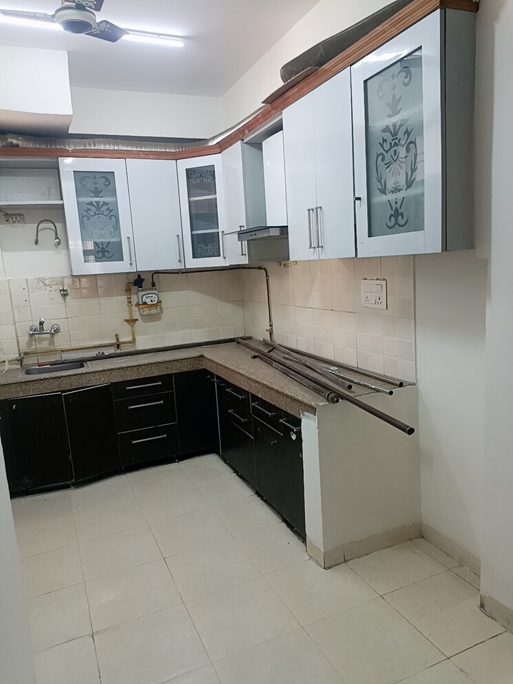 Kitchen, tulip-orange 3 Bedroom 1137 Sq.Ft. Apartment In Sector 70 Gurgaon 9632752