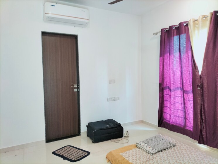 Bedroom, lalani-velentine-apartment-1-wing-d 1 Bedroom 405 Sq.Ft. Apartment In Malad East Mumbai 9632748