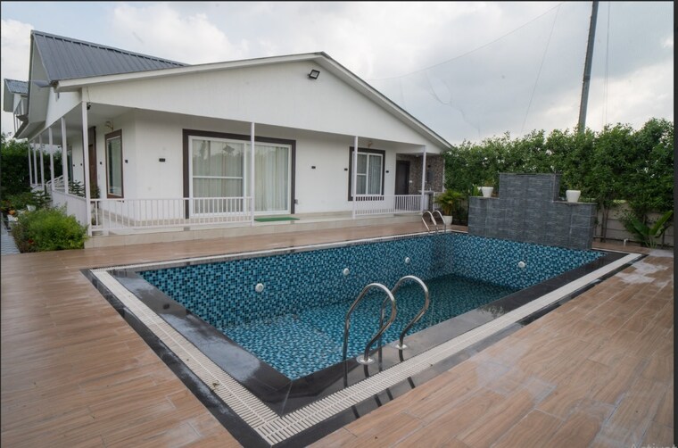 Swimming Pool, sector 135 3 Bedroom 2600 Sq.Ft. Independent House In Sector 135 Noida 9632783