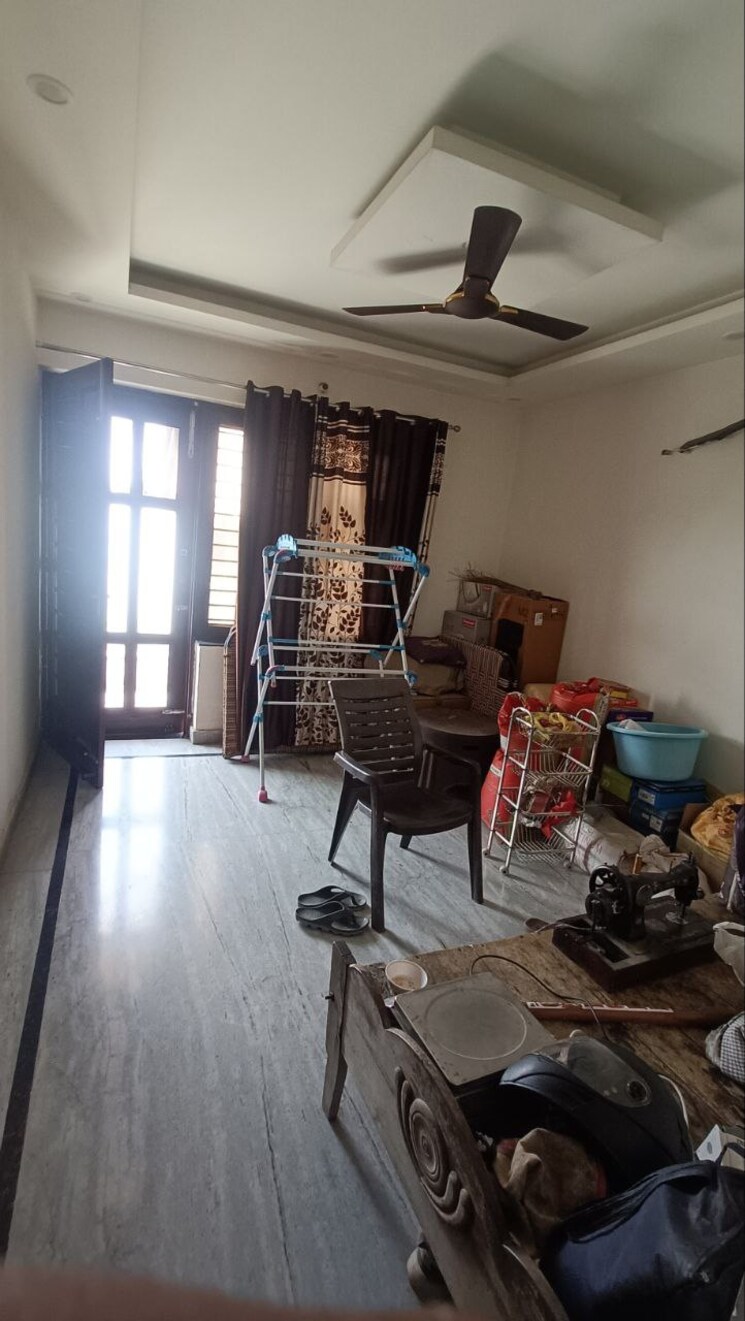Bedroom, sainik colony 4 Bedroom 2250 Sq.Ft. Builder Floor In Sainik Colony Faridabad 9632775