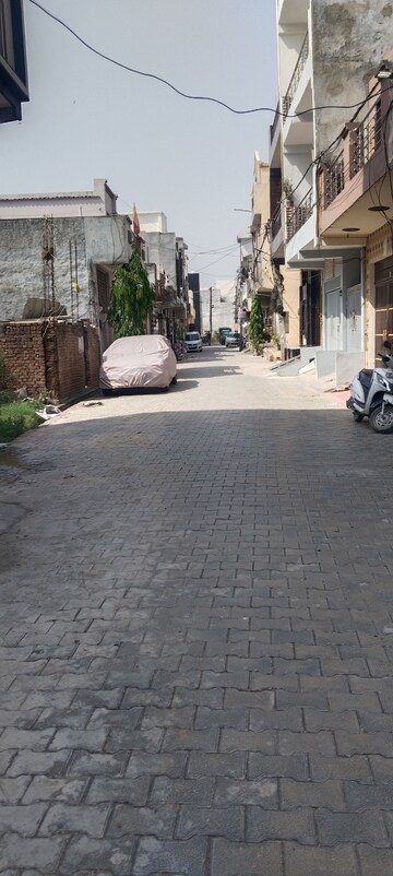  Plot – Exterior View View at New Friends Colony, Sanjay Nagar - for Sale