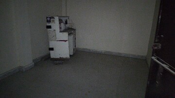 Furnished Amenities in 2 BHK Independent House at Mohan Garden – for Sale