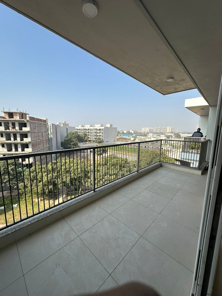 Balcony, dlf-garden-city-independent-floors 4 Bedroom 300 Sq.Yd. Builder Floor In Sector 92 Gurgaon 9632860