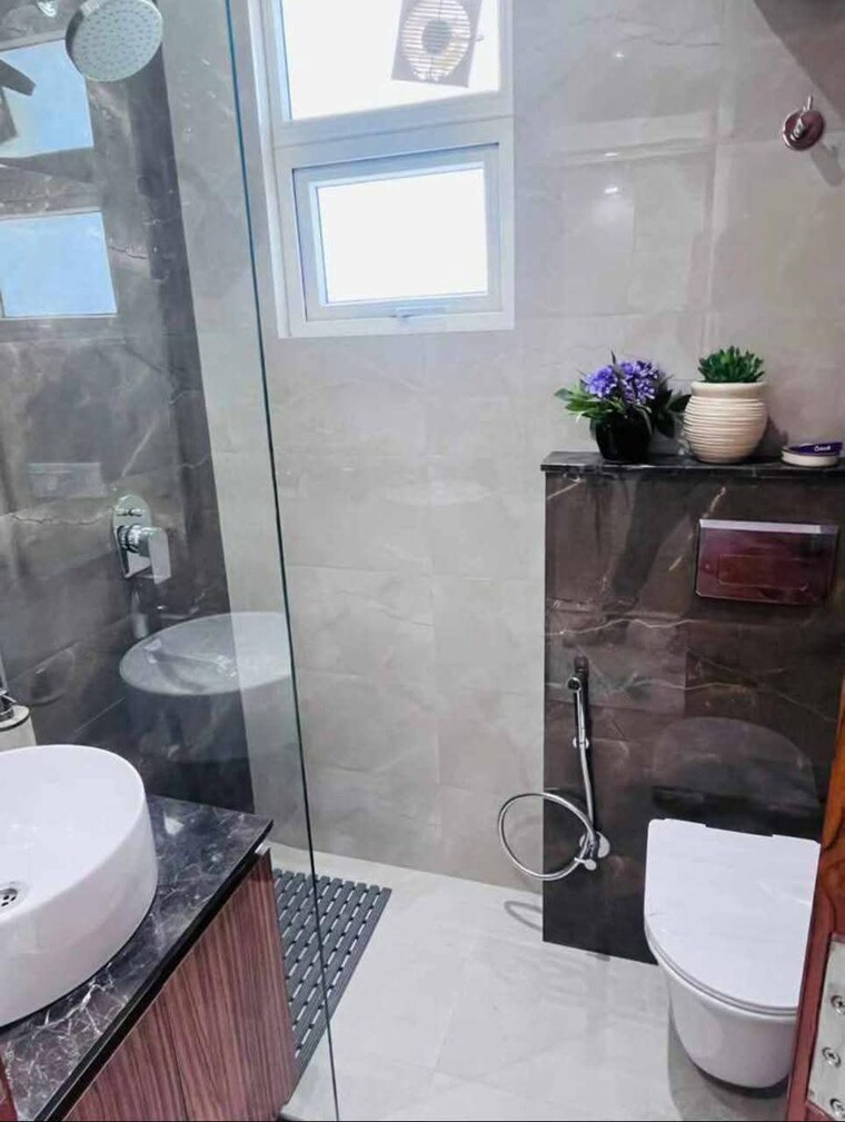 Bathroom, saket 1 Bedroom 500 Sq.Ft. Builder Floor In Saket Delhi 9632848