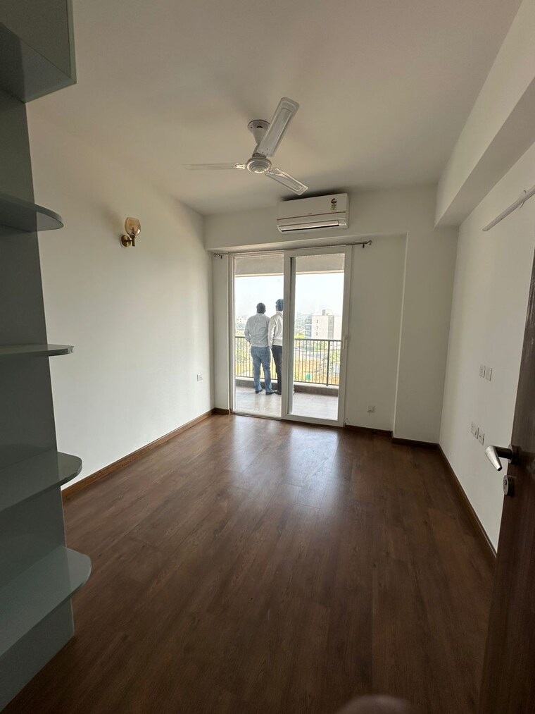 Room, dlf-garden-city-independent-floors 4 Bedroom 2700 Sq.Ft. Builder Floor In Sector 92 Gurgaon 9632857