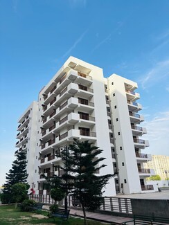 3 BHK Apartment For Sale in Raj Nagar Extension