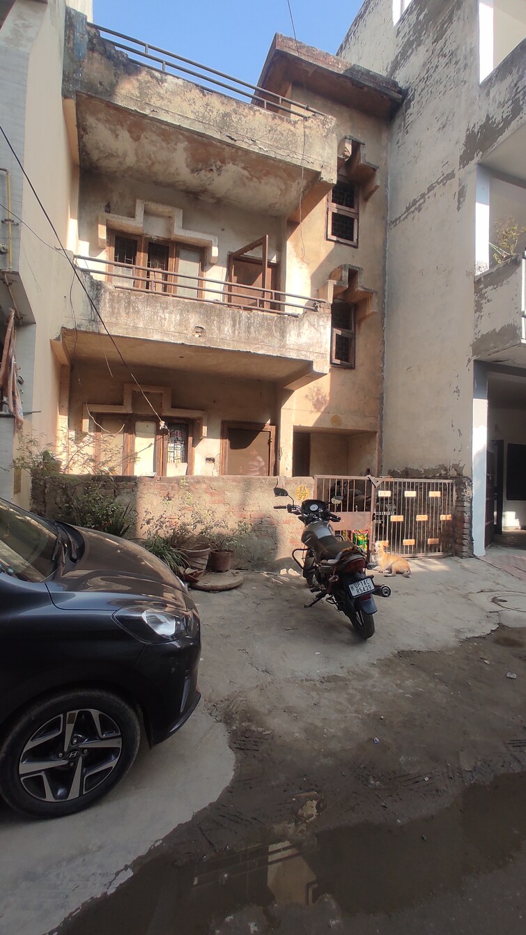 Cover Image, govindpuram 2 Bedroom 90 Sq.Mt. Independent House In Govindpuram Ghaziabad 9632878