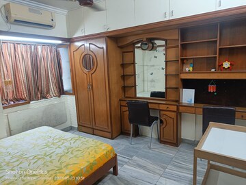 Bedroom in 5 BHK Independent House at Eden Garden Tower, Chembur – for Sale