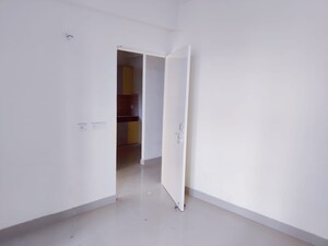 Room in 2 BHK Apartment at Conscient Habitat 78, Sector 78 – for Rent