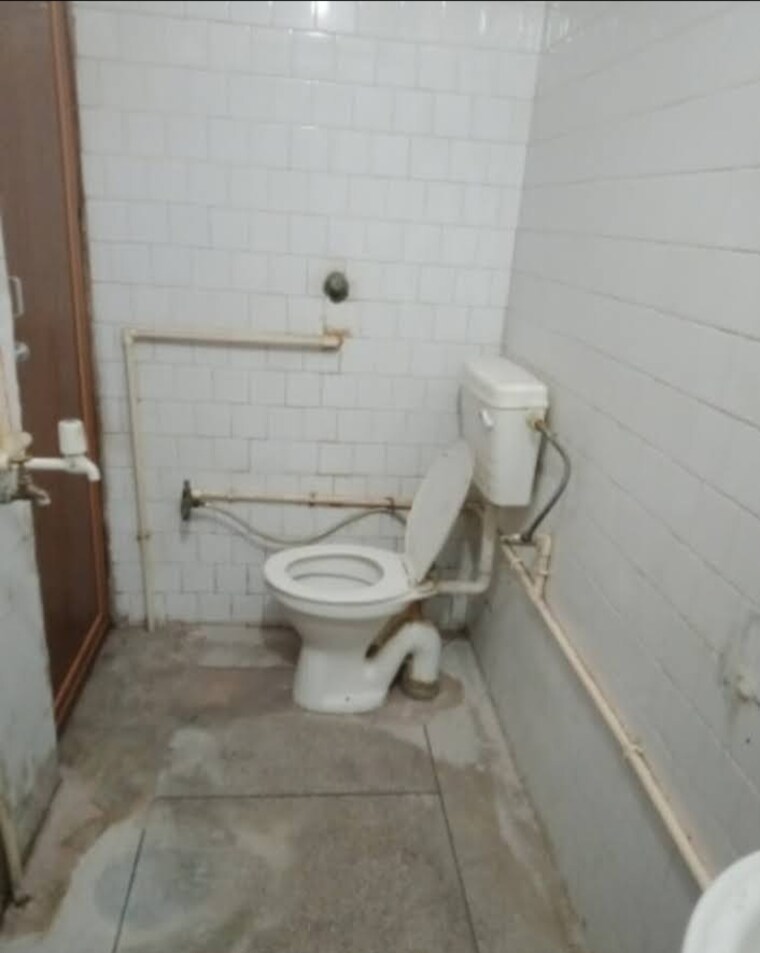 Bathroom, aliganj 2 Bedroom 1122 Sq.Ft. Villa In Aliganj Lucknow 9632898