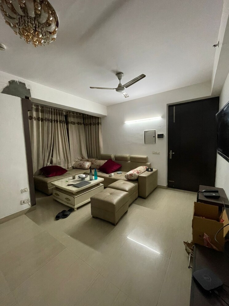 Living Room, supertech-cape-town 3 Bedroom 1625 Sq.Ft. Apartment In Sector 74 Noida 9632937