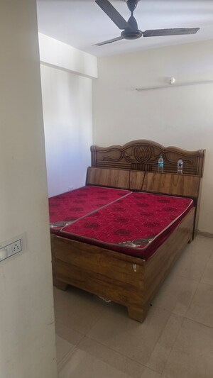 Room in 3 BHK Apartment at Chachiyawas – for Sale