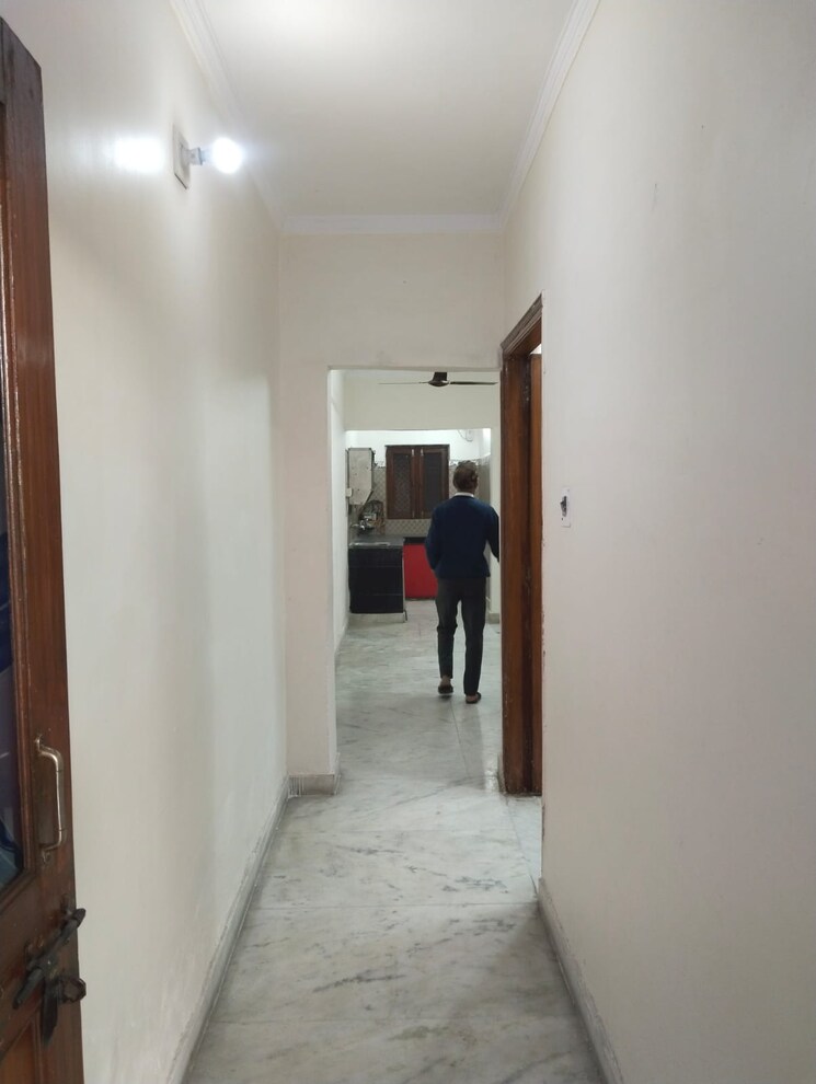 undefined, janakpuri 2 Bedroom 900 Sq.Ft. Builder Floor In Janakpuri Delhi 9632930