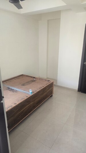 Room in 3 BHK Apartment at Chachiyawas – for Sale