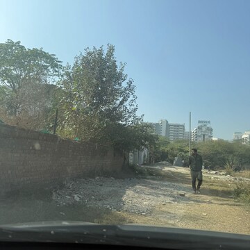  Plot For Sale in New Palam Vihar Phase 1