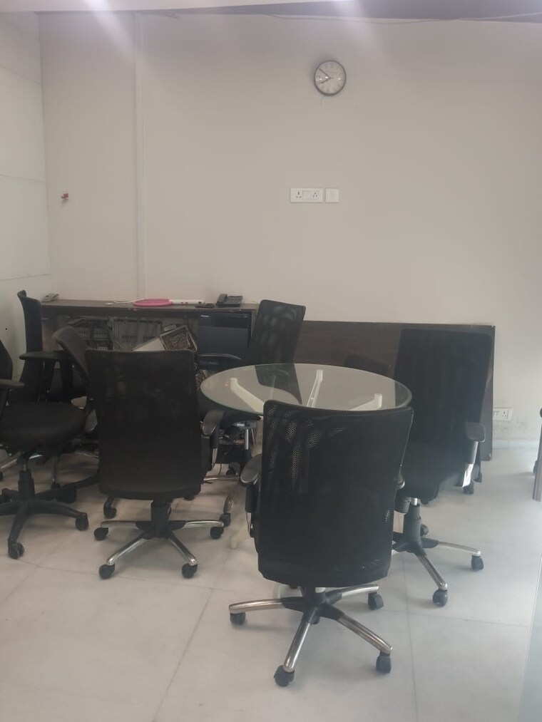 Team Area, ocus-technopolis Commercial Office Space 2000 Sq.Ft. In Sector 54 Gurgaon 9633007
