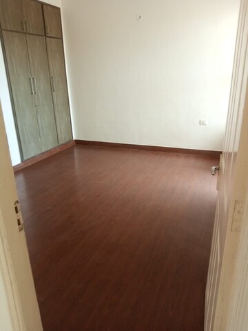 Room in 2 BHK Apartment at Sector 84 – for Rent