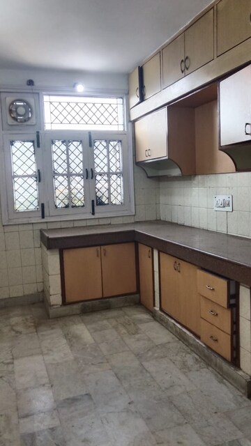 Kitchen in 3 BHK Apartment at Jeevan Tara Apartment, Sector 43 – for Rent