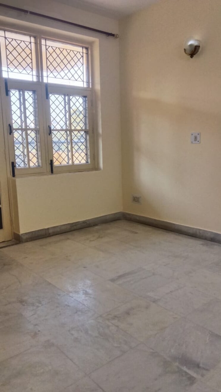 Room, jeevan-tara-apartment 3 Bedroom 1850 Sq.Ft. Apartment In Sector 43 Gurgaon 9633063