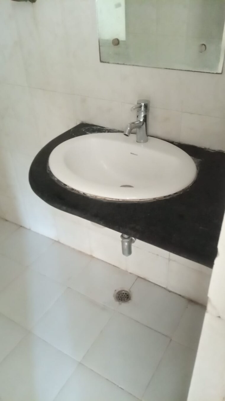 Bathroom, sector 84 2 Bedroom 1125 Sq.Ft. Apartment In Sector 84 Gurgaon 9633093