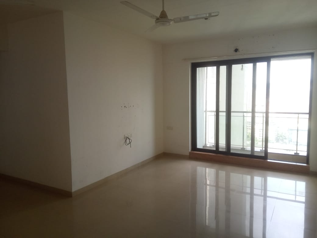 2 BHK 1100 Sq.Ft. Apartment in Rustomjee Elanza