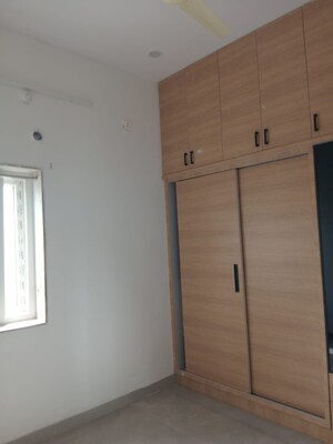 Room in 2 BHK Builder Floor at Alkapuri – for Rent