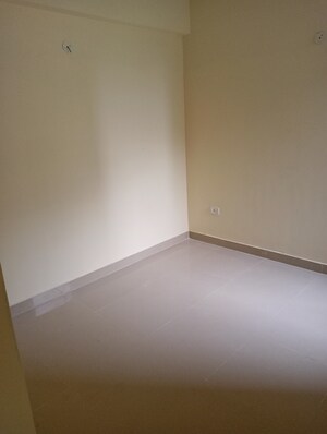 Room in 3 BHK Apartment at Conscient Habitat Residences, Sector 78 – for Rent