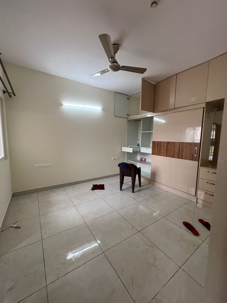 Bathroom, prestige-park-square 3 Bedroom 1350 Sq.Ft. Apartment In Bannerghatta Road Bangalore 9633055