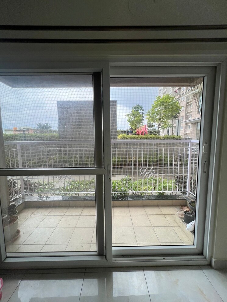 Balcony, prestige-park-square 3 Bedroom 1350 Sq.Ft. Apartment In Bannerghatta Road Bangalore 9633055